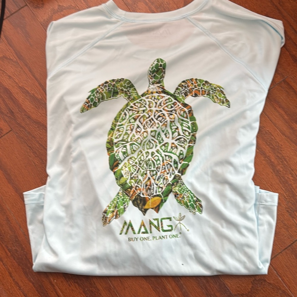 Women's Mang fishing shirt long sleeve size M with turtle